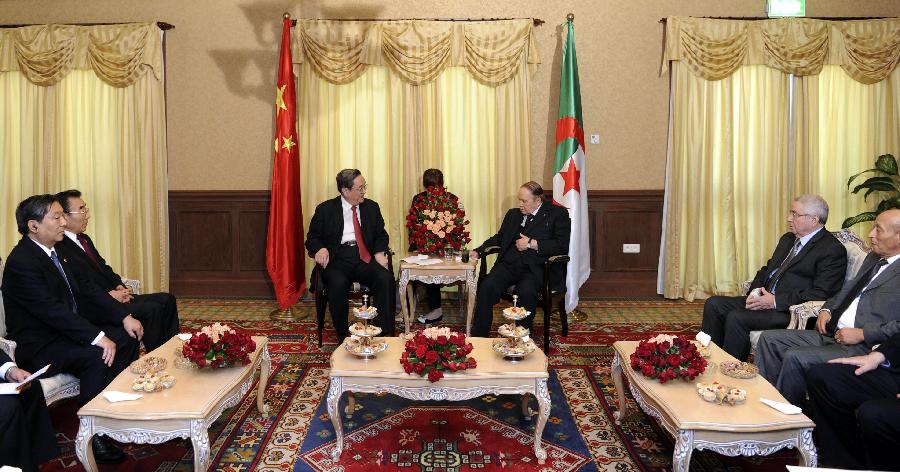 11月2日，正在阿爾及利亞進行正式友好訪問的全國政協(xié)主席俞正聲在阿爾及爾會見阿總統(tǒng)布特弗利卡。 新華社記者 張鐸 攝
