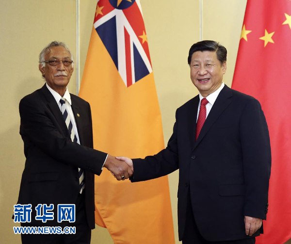 11月22日，國家主席習(xí)近平在斐濟(jì)楠迪會(huì)見紐?？偫硭?。新華社記者姚大偉攝 