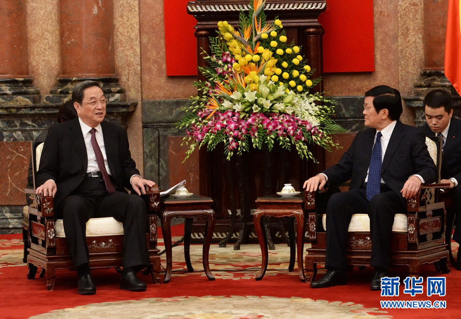 12月25日至27日，中共中央政治局常委、全國政協(xié)主席俞正聲對越南進(jìn)行正式訪問。這是12月26日，俞正聲在河內(nèi)會見越南國家主席張晉創(chuàng)。 新華社記者劉建生攝