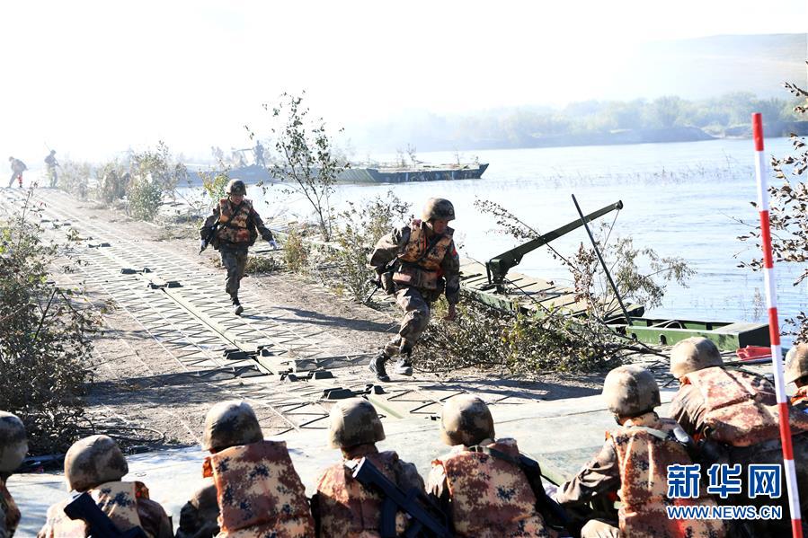 (國際·圖文互動)(2)“東方-2018”戰(zhàn)略演習(xí)中俄聯(lián)合戰(zhàn)役演練正式開始