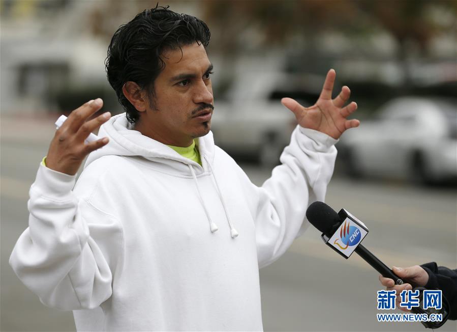 （國際&middot;圖文互動(dòng)）（8）通訊：&ldquo;根本沒有人在乎我們&rdquo;&mdash;&mdash;探訪美墨邊境墻邊的&ldquo;日工&rdquo;市場(chǎng)