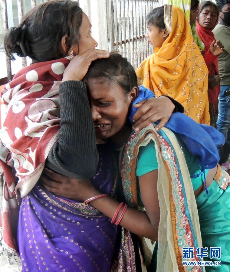 (國(guó)際)(2)印度假酒事件死亡人數(shù)升至80人