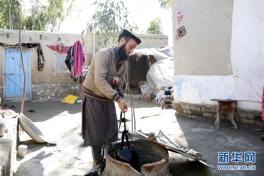 (國(guó)際·圖文互動(dòng))(3)通訊:他鄉(xiāng)亦故鄉(xiāng)——訪巴基斯坦阿富汗難民營(yíng)