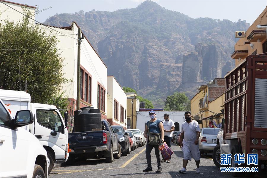 (新華全媒頭條·圖文互動)(14)寰球抗疫晝夜間