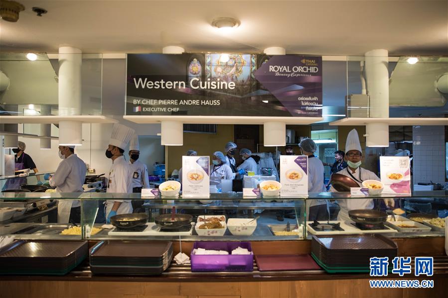 （國際&middot;圖文互動）（5）從機(jī)艙餐廳到模擬飛行　泰航出招緩解疫情壓力