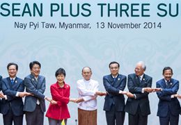 李克強(qiáng)在第十七次東盟與中日韓領(lǐng)導(dǎo)人會議上講話