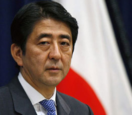 2013，安倍的&ldquo;狂人日記&rdquo;